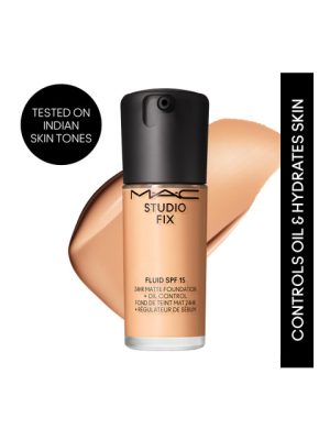 M.A.C Studio Fix Fluid SPF 15 24Hr + Oil Control Matte Foundation 30 ml - Shade NC18